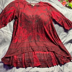 Dress shirt with sequins and lace look in back lower